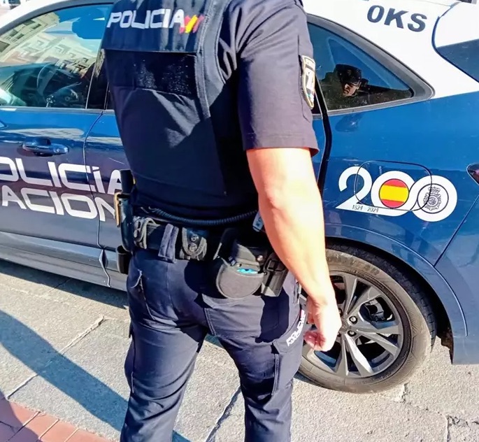 Investigan el asalto a una casa por parte de encapuchados que amordazaron y maniataron a tres mujeres para robar