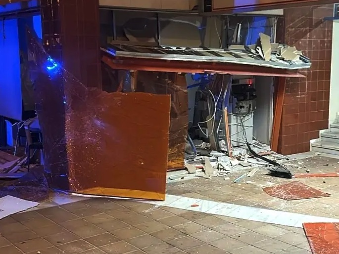 Revientan con explosivos un cajero automático en Orihuela Costa en un intento de robo frustrado