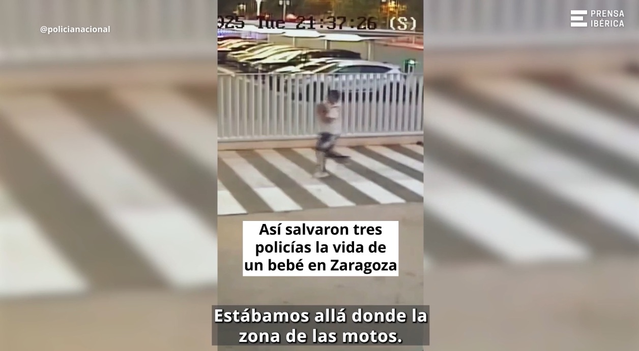 Tres policías nacionales salvan la vida a un bebé que convulsionaba en una comisaría de Zaragoza