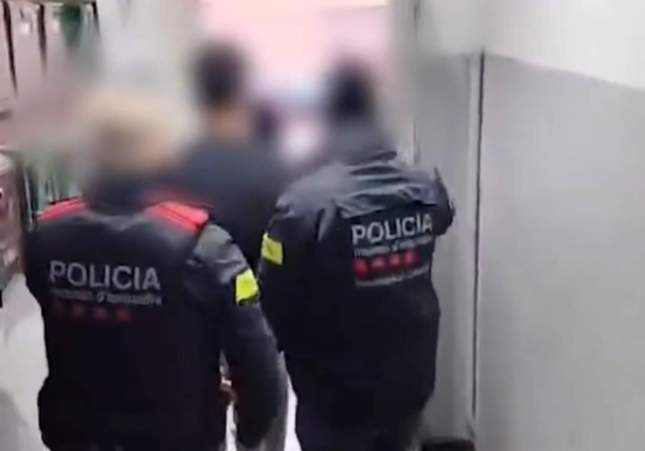 Detenido un joven de 18 años por estafar 25.000 euros a dos ancianos simulando ser empleado de banco