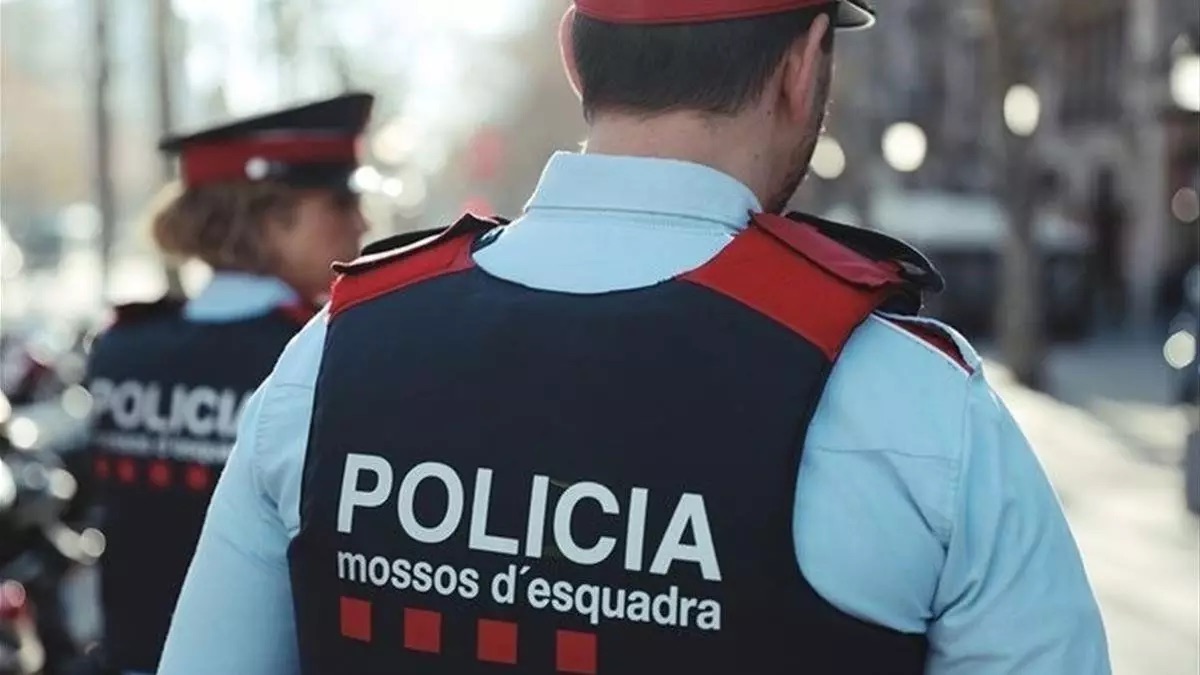 Detenida una estafadora reincidente tras intentar robar a un anciano de 94 años en Sabadell