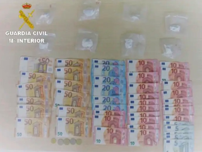 Detenido en Meis un vecino de Cambados con antecedentes por tráfico de drogas