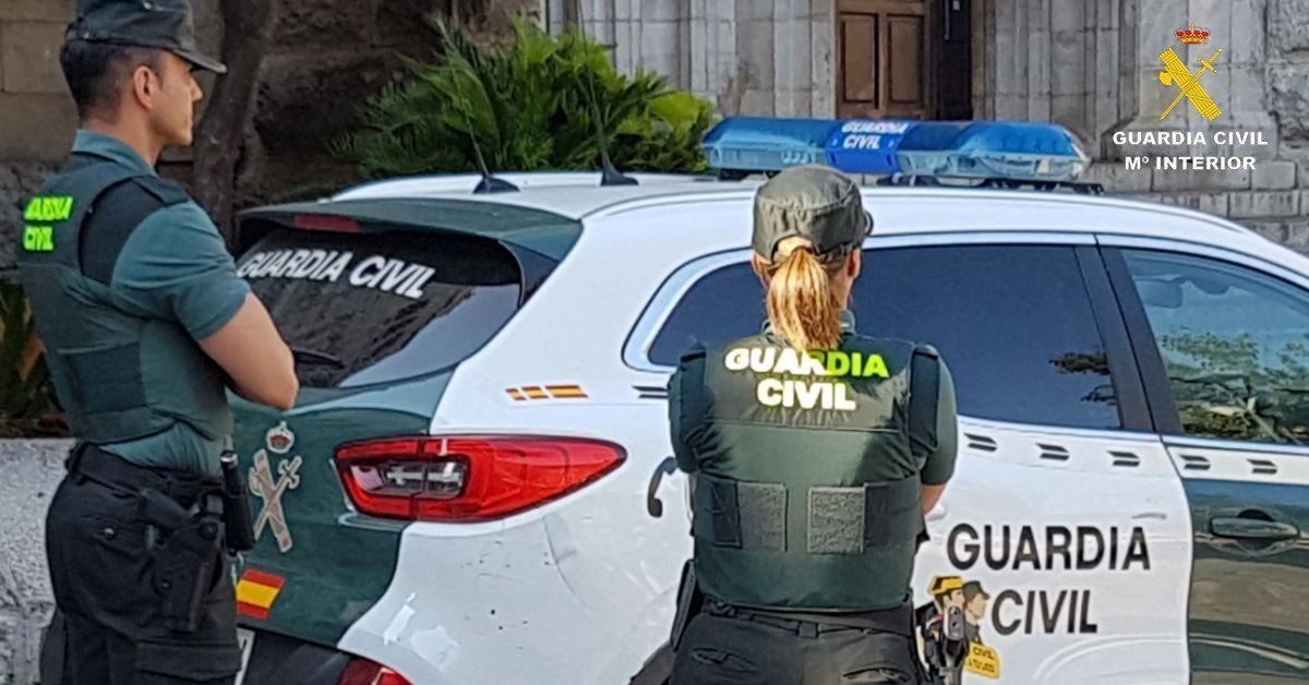 Disparos contra un vehículo estacionado en La Envía, Vícar (Almería)