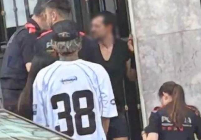 Tres detenidos por la agresión al youtuber JanSinMiedo durante un directo en L'Hospitalet de Llobregat