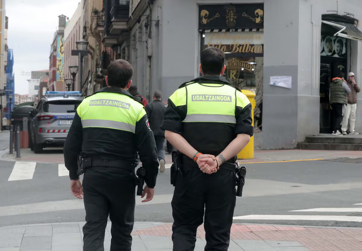 Dos detenidos en Bilbao acusados de agresión sexual tras un incidente en el barrio de Santutxu