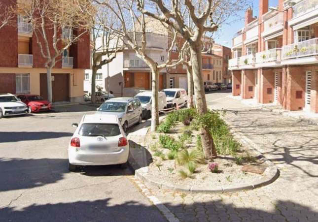 Asalta a un hombre en Igualada, lo tira al suelo y le roba el reloj