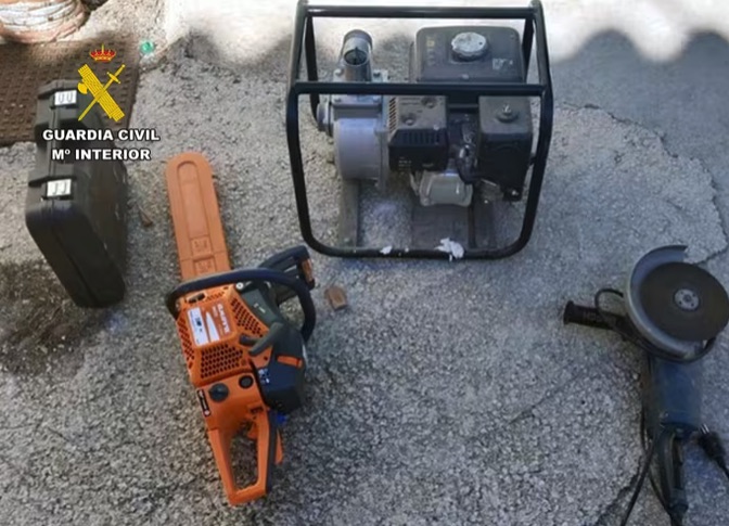 Tres detenidos por robar en viviendas de las pedanías de Caravaca de la Cruz