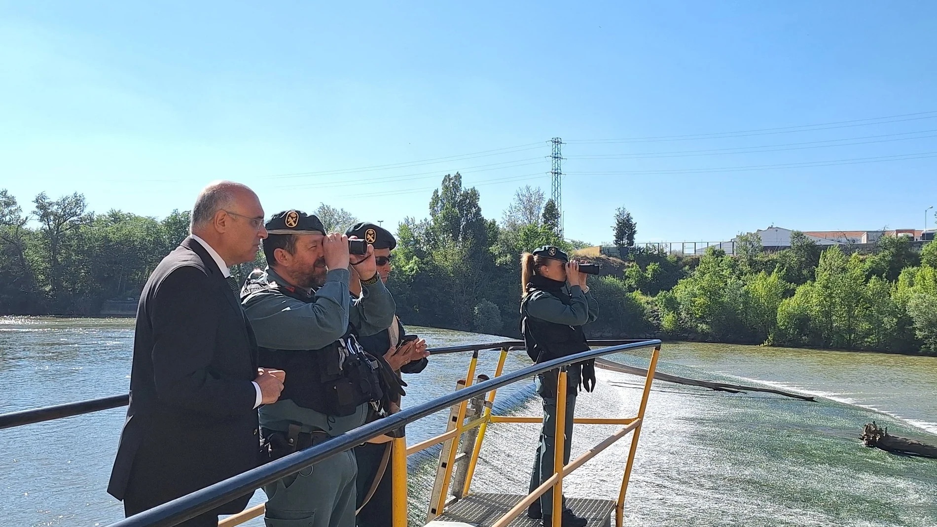 Amplio dispositivo de búsqueda para localizar a un hombre de 68 años desaparecido mientras pescaba en el Pisuerga
