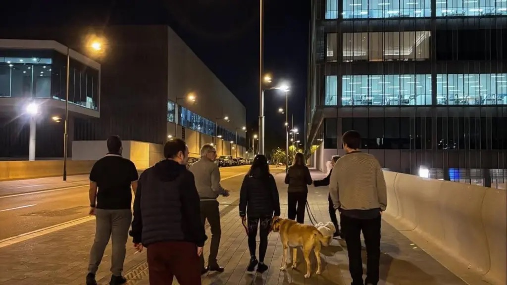 Vecinos de la Zona Franca organizan patrullas nocturnas ante el aumento de robos