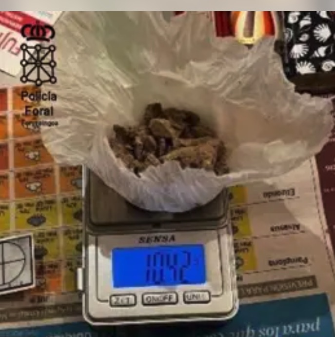 Detenidos dos hombres por tráfico de hachís, heroína y metadona en Sarriguren