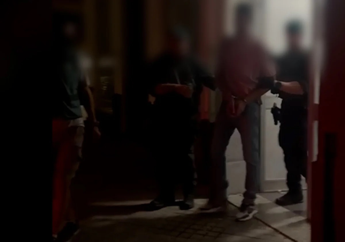 Detenido en Valencia un hombre acusado de difundir propaganda y adoctrinar para captar terroristas