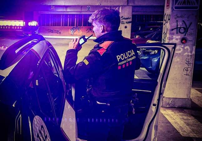 Vecinos de Balaguer retienen a un delincuente tras sorprenderlo robando en los trasteros de su edificio