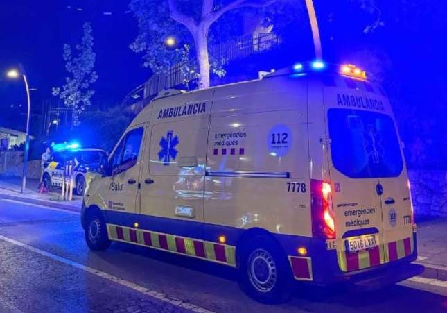 Dos heridos y dos detenidos tras una pelea a navajazos en pleno centro de Castelldefels