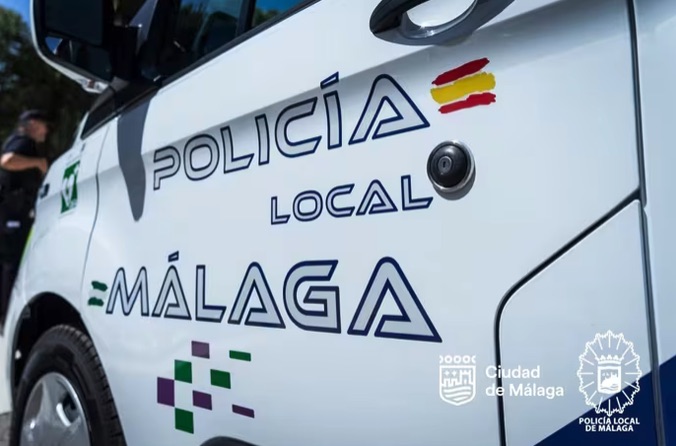 Detenido en Málaga un joven de 18 años tras ser sorprendido por la policía agrediendo a su pareja delante de su bebé