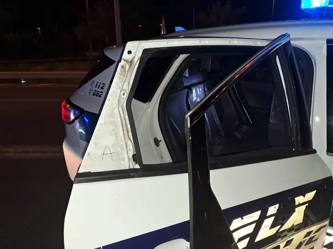 Detenido un hombre en el aeropuerto de Alicante-Elche por agredir a su pareja y a cuatro policías