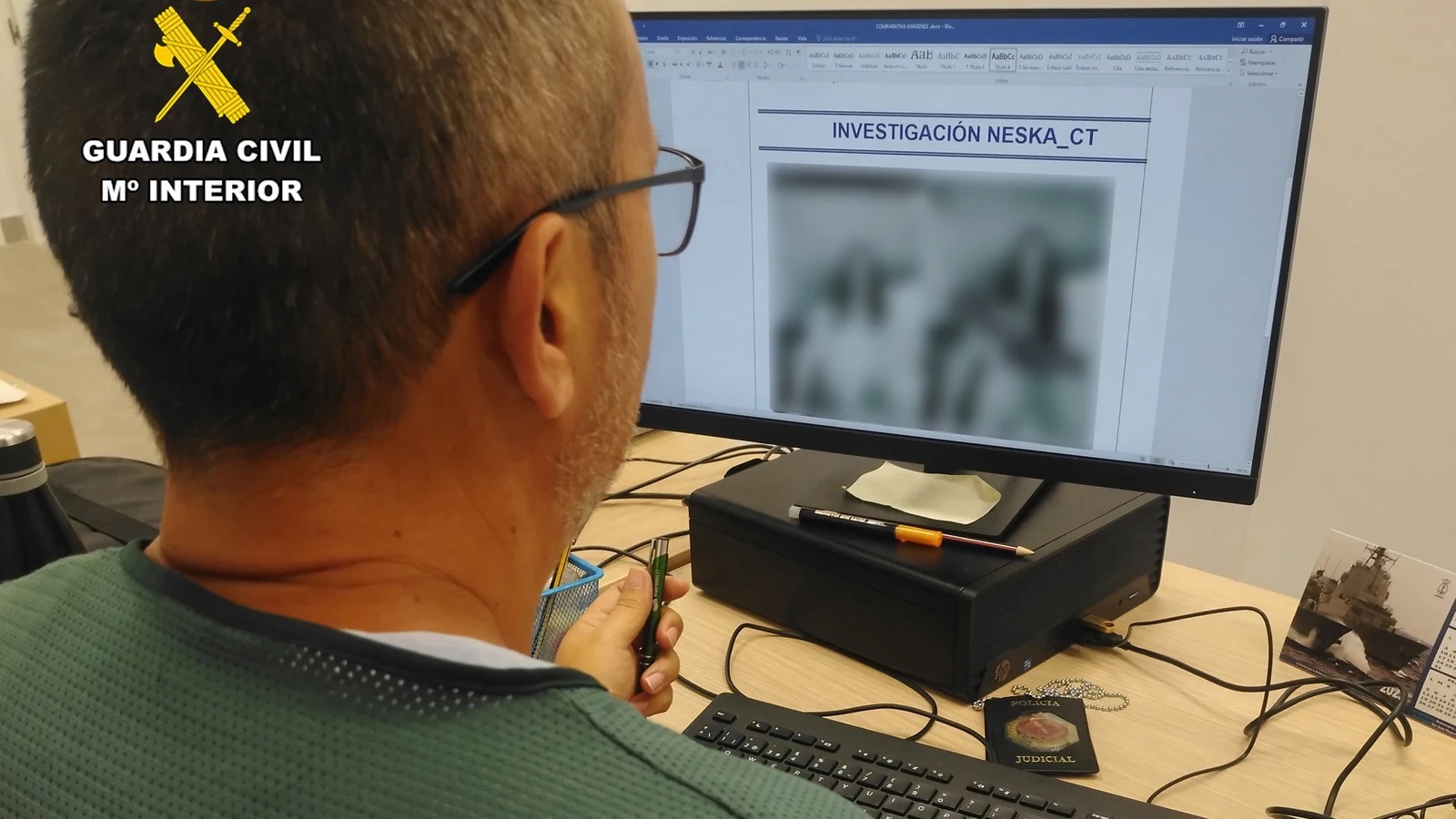 Investigan a dos menores por difundir fotos de otra joven manipuladas con inteligencia artificial