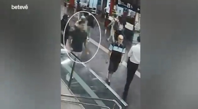 Detenido un ladrón tras huir por los túneles del metro de Diagonal tras robar un reloj de lujo