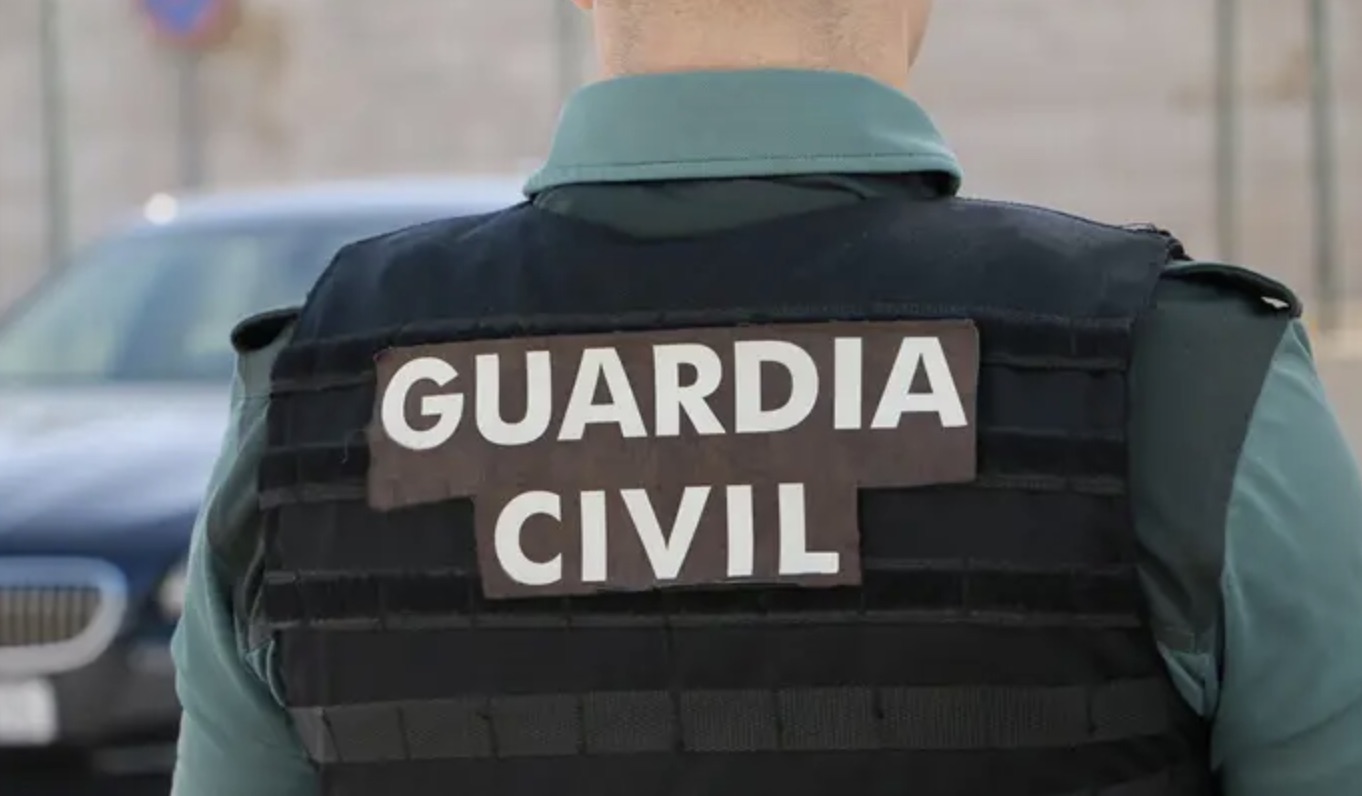 Detenidos dos menores de 17 años por robar con intimidación en un negocio de Cijuela (Granada)