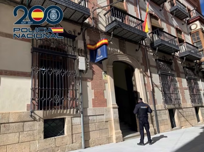 Un detenido y dos identificados por un robo con fuerza de 1.500 euros en una vivienda de Baza
