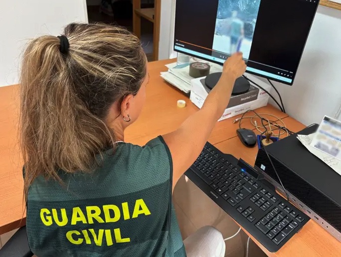 Detenido un hombre por robar joyas a ancianas con el método del tirón en la comarca de la Vega Baja