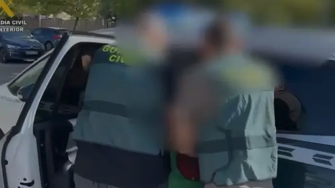 Desarticulada una célula de la banda juvenil 'Blood' que asaltaba a menores en el Metro de Rivas