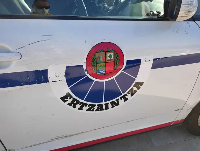 Detenido un hombre en San Sebastián por apuñalar a otro en el pecho tras irrumpir en una barbacoa