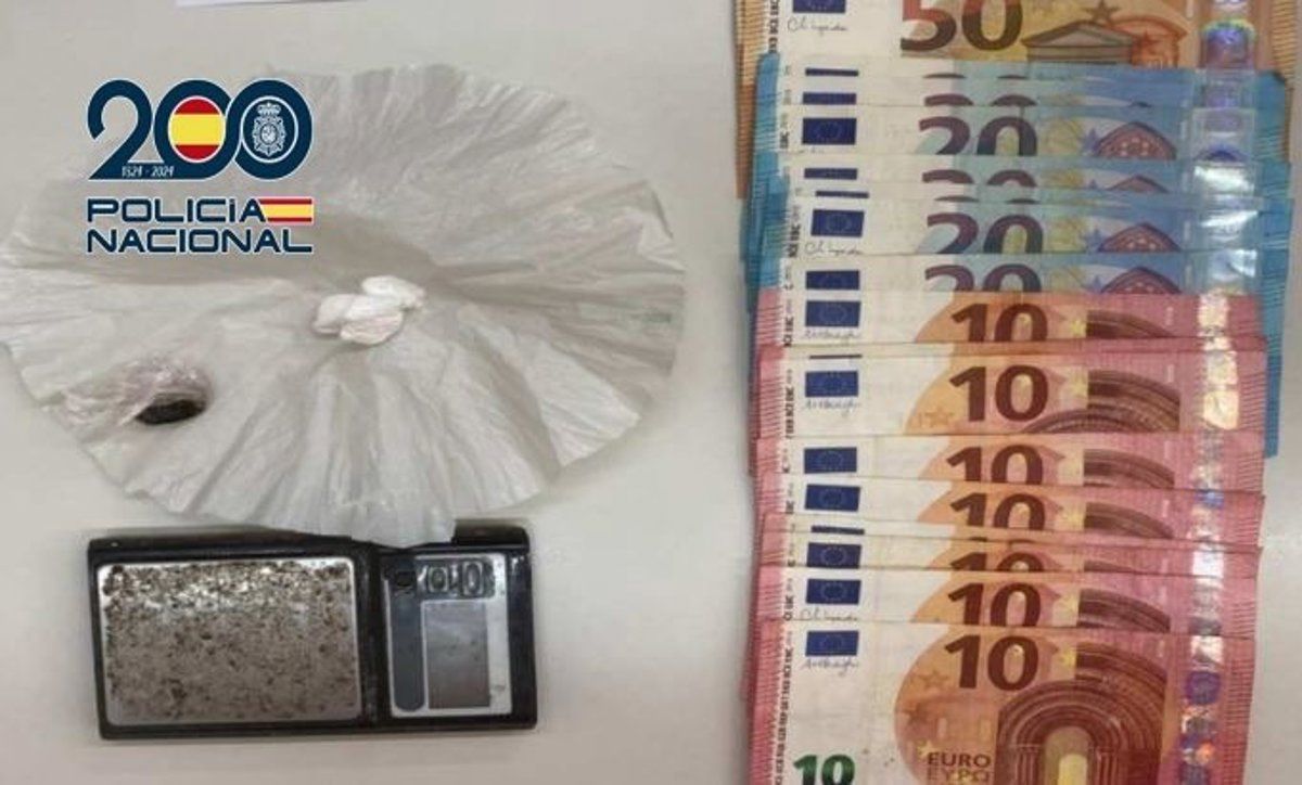 Desmantelado un punto de venta de droga cerca del colegio Campo de la Cruz, Ponferrada