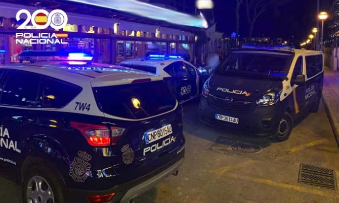 Detenido un hombre por atacar con un cuchillo y herir en el rostro a su compañero de piso en Palma