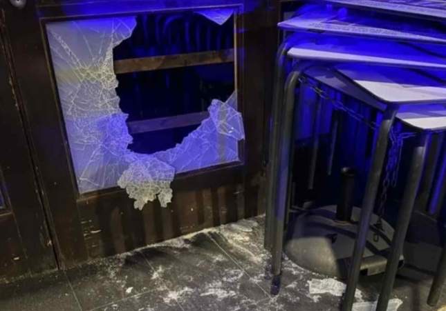 Detenido in fraganti tras hacer un gran escándalo al entrar a robar en un restaurante de Martorell