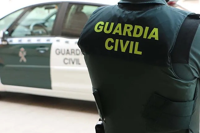 Detenido en Llíria por encerrar, agredir sexualmente y grabar a su pareja durante 12 días