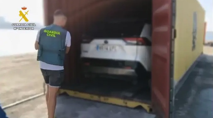 Cae una red que robaba coches de lujo en Andalucía y Murcia para enviarlos a África