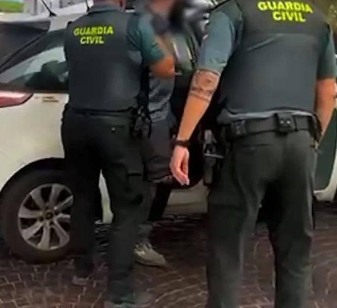 Detenido un empleado de un hotel de Cartaya (Huelva) por robar a los clientes
