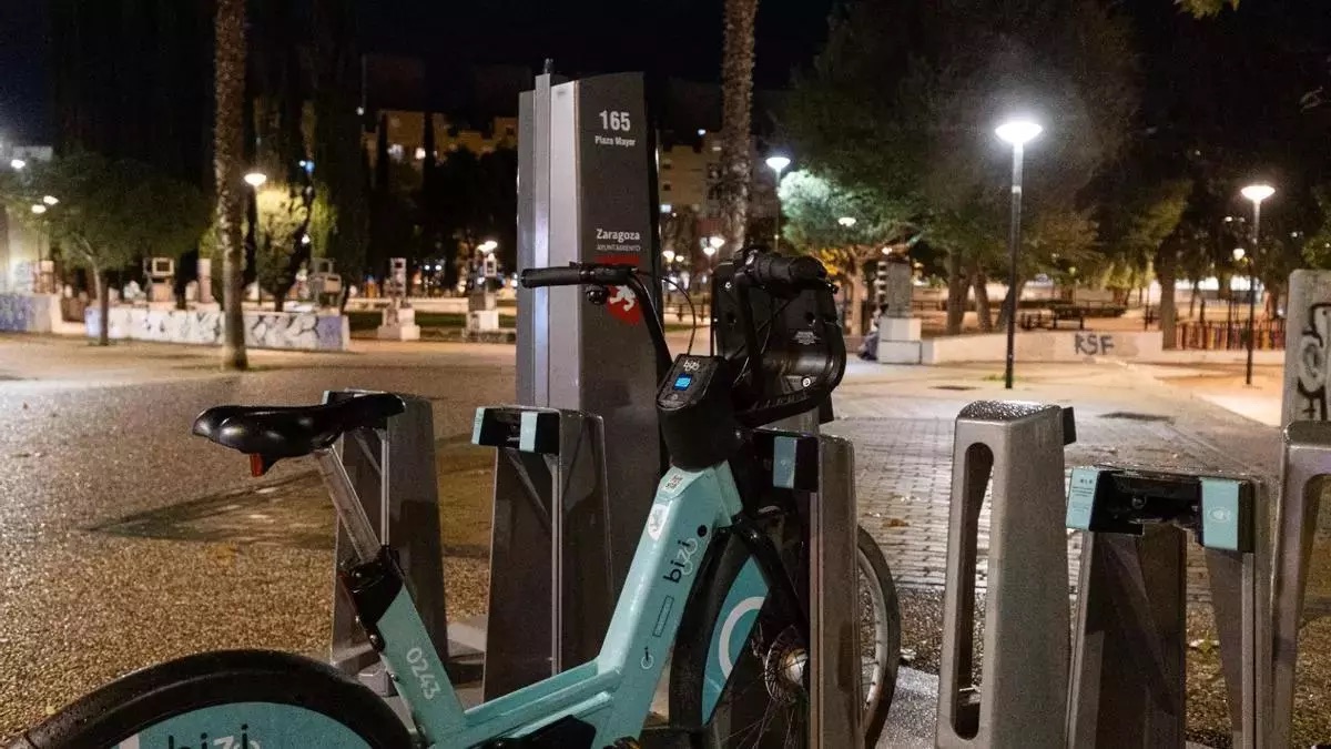 Dos menores detenidos en Zaragoza por brutal paliza a hombre que les recriminó daños a bicicletas Bizi