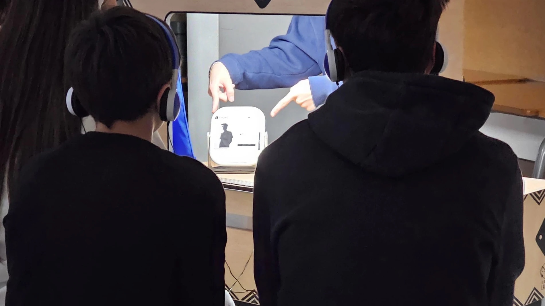 Condenados ocho alumnos de un instituto por acosar, humillar y agredir a un compañero por su orientación sexual