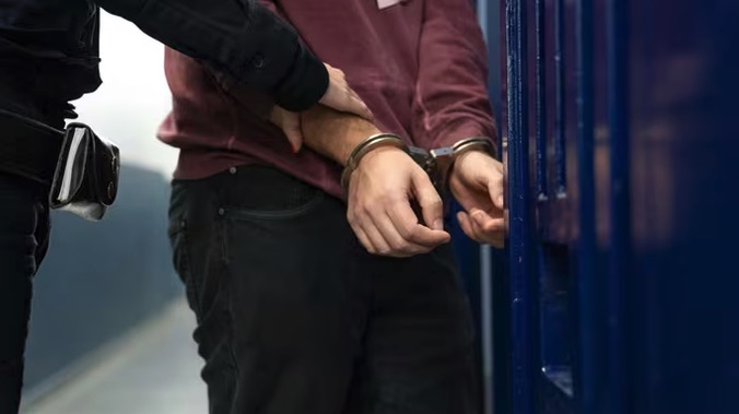 Tres detenidos tras un robo frustrado en un almacén agrícola de El Talladell que acabó en persecución y choque