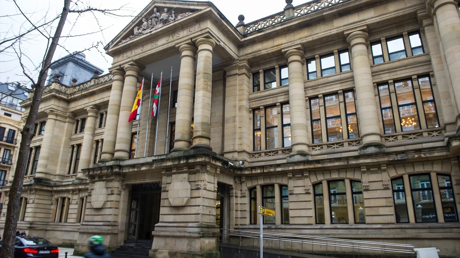 Condenado a casi 25 años de cárcel por maltratar y violar a su novia, incluso durante las visitas en prisión