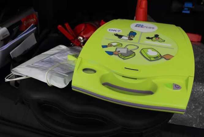 Un policía local de Burgos fuera de servicio logra salvar la vida a un hombre de 91 años en parada cardiorrespiratoria