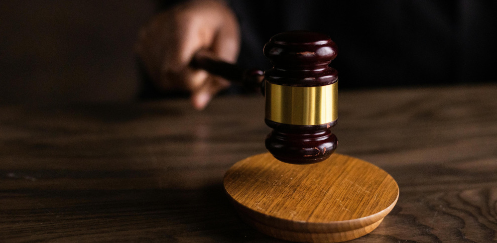 Condenado a 14 años de cárcel por agredir sexualmente a la hija de 7 años de su vecino en Sevilla