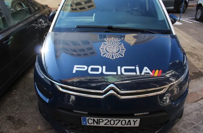 Investigan una brutal agresión a un hombre hallado inconsciente en una calle de Córdoba