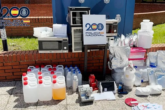 Desmantelado un laboratorio de cocaína en una urbanización de Arroyomolinos que abastecía a toda España