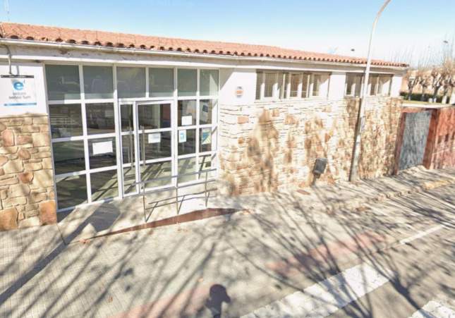 Apartado de sus funciones un monitor de natación tras una denuncia por presunto comportamiento inapropiado