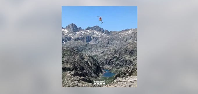 Los Bombers rescatan a un excursionista herido leve en la Vall de Boí (Lleida)