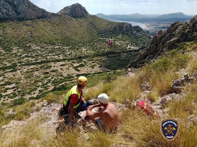 Rescatado un hombre de 50 años tras sufrir una caída en la zona del Cavall Bernat, en Mallorca