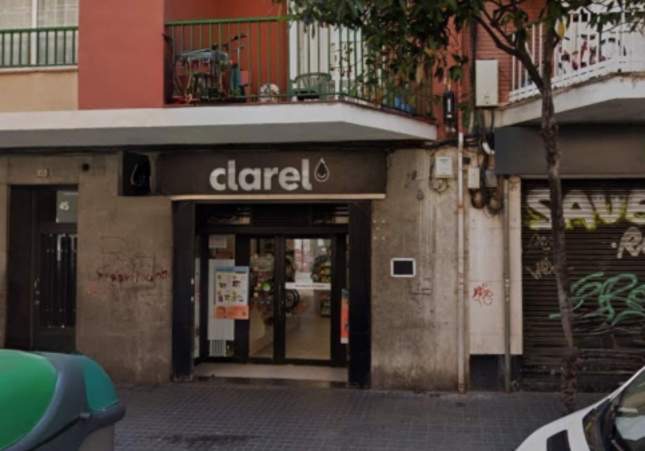 Detenido un joven por robar con violencia varios perfumes en una perfumería del centro de L'Hospitalet