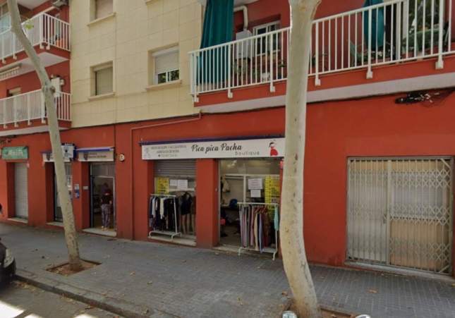 Detenido un sastre en Nou Barris por aprovechar su negocio de arreglos de ropa para vender droga