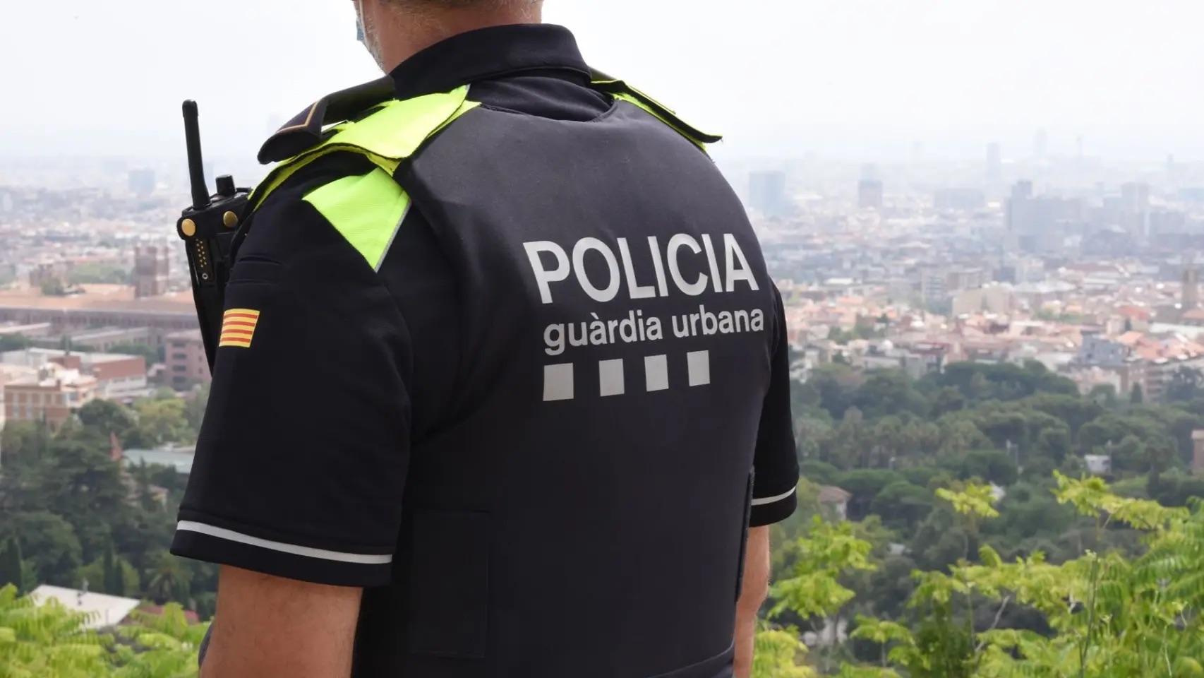 Investigan un posible delito de maltrato animal tras la muerte de una gata arrojada desde un quinto piso en Nou Barris