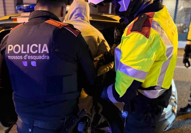 Detenido en Girona un hombre de 38 años buscado en Alemania por apuñalar a su expareja