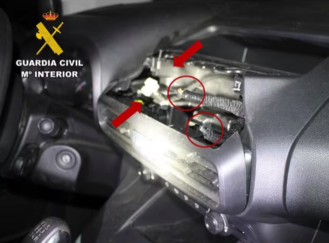 Detenido en Burgos un hombre por robar una furgoneta y asaltar una vivienda donde además consumió alimentos