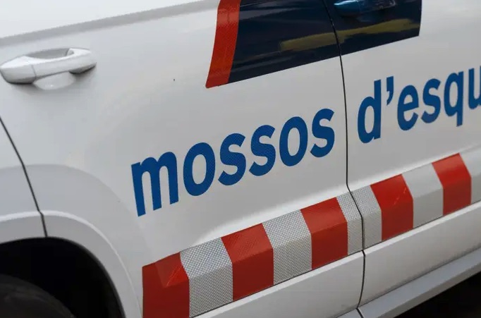 Detenido un hombre por disparar con un arma de balines y herir a un menor en Barcelona