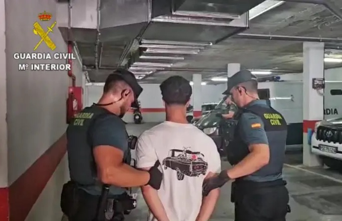 Detenido un joven por atropellar adrede a un grupo de cinco personas, una de ellas herida grave, en Magaluf